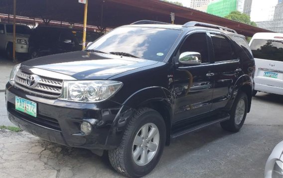 Used Toyota Fortuner 2010 for sale in Pasig-2