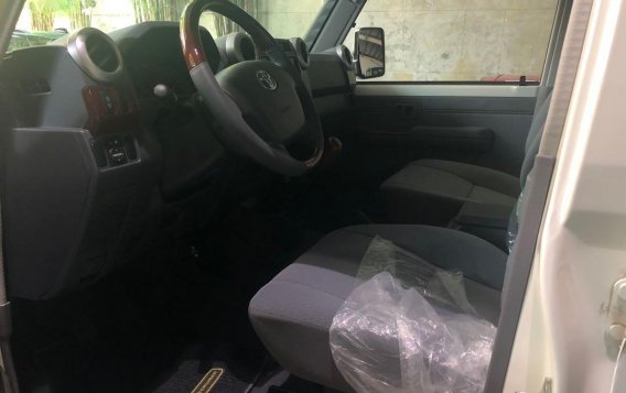 2019 Toyota Land Cruiser for sale in Quezon City-5