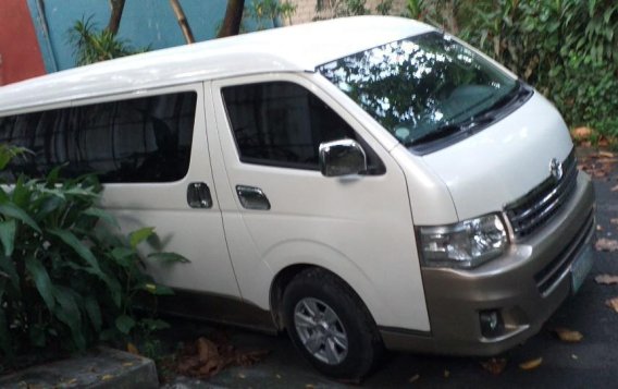 2nd-hand Toyota Hiace 2013 for sale in Quezon City-3