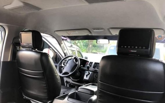 2nd-hand Toyota Hiace 2013 for sale in Quezon City-9