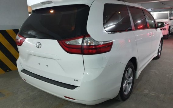 Toyota Sienna 2019 for sale in Quezon City-9