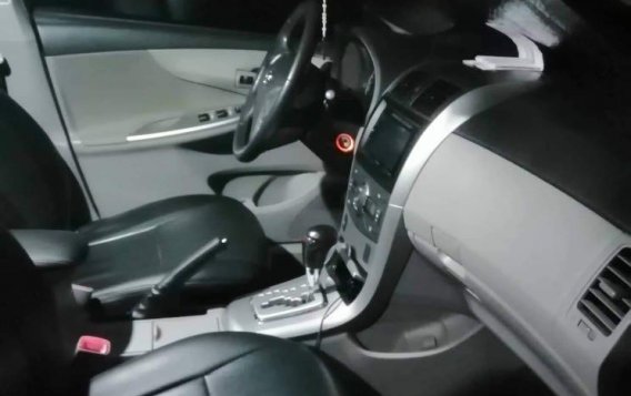 2011 Toyota Corolla Altis for sale in Mandaluyong -6
