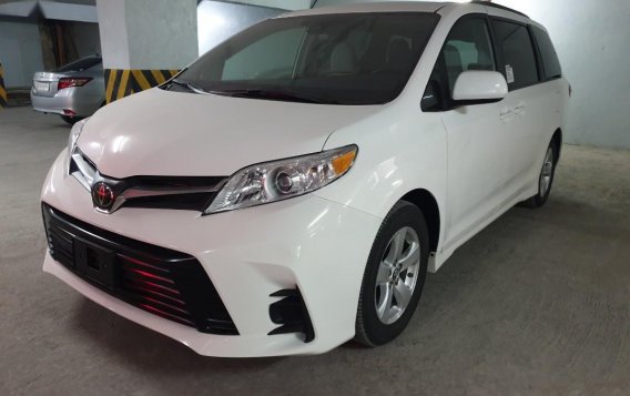 Toyota Sienna 2019 for sale in Quezon City