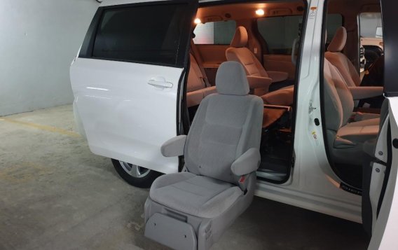 Toyota Sienna 2019 for sale in Quezon City-5