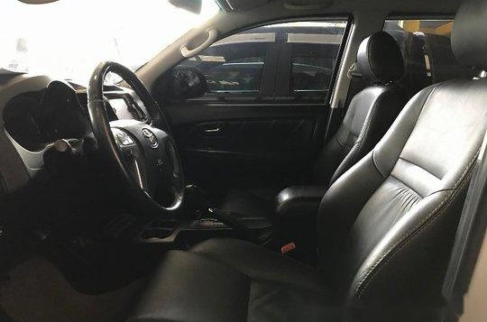 Toyota Fortuner 2015 for sale in Quezon City-6