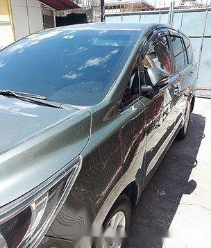 Selling Toyota Innova 2017 at 7500 km-4