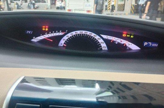 Selling Black Toyota Previa 2016 Automatic Gasoline in Manila-5