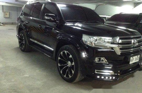 Black Toyota Land Cruiser 2018 Automatic Diesel for sale in Quezon City-8