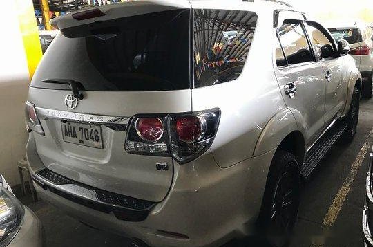 Toyota Fortuner 2015 for sale in Quezon City-4