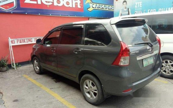 Grey Toyota Avanza 2012 at 62000 km for sale -2