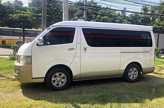 Selling Toyota Hiace 2010 Automatic Diesel in Mandaluyong-1