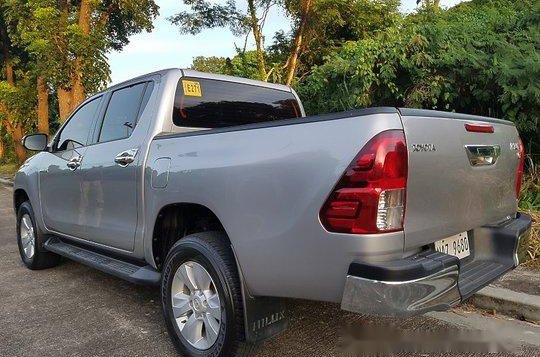 Selling Silver Toyota Hilux 2017 at 15000 km -5