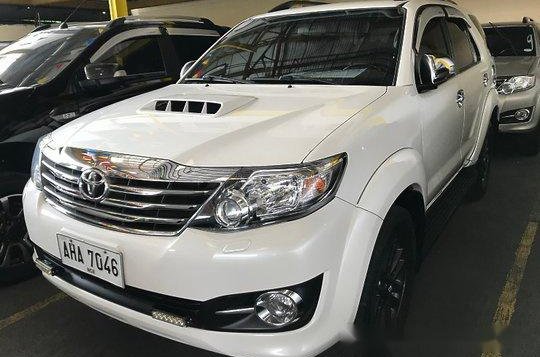 Toyota Fortuner 2015 for sale in Quezon City-2