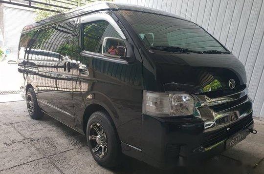 Black Toyota Hiace 2016 at 40000 km for sale in QuezonCity -2