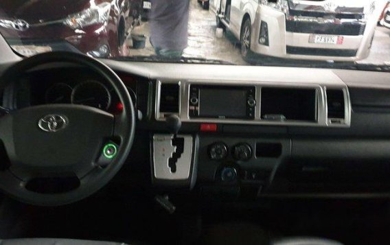 Selling white 2019 Toyota Hiace in Quezon City-4