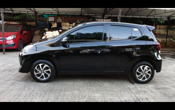 Toyota Wigo 2019 Hatchback at 2427 km for sale -3