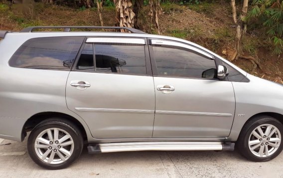 2008 Toyota Innova for sale in Quezon City-3