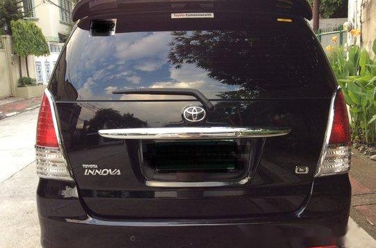 Black Toyota Innova 2011 Automatic Gasoline for sale -2