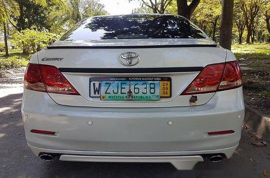 Sell White 2007 Toyota Camry at Automatic Diesel at 70840 km-2