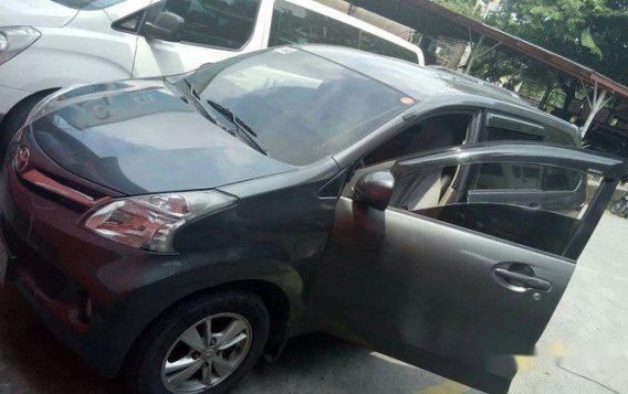 Grey Toyota Avanza 2012 at 62000 km for sale -1