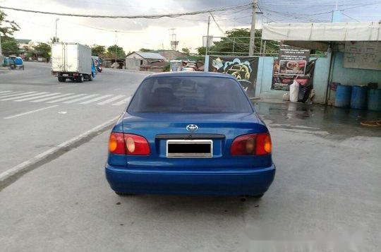 Selling Blue Toyota Corolla 2000 Manual Gasoline at 100000 km -2