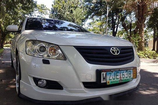 Sell White 2007 Toyota Camry at Automatic Diesel at 70840 km-6