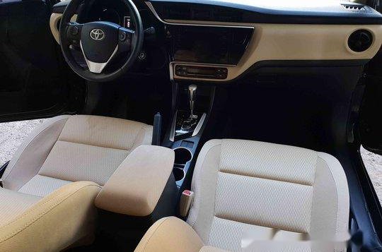 Black Toyota Corolla Altis 2017 for sale in Mandaluyong-9