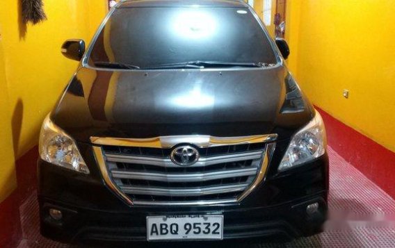 Selling Black Toyota Innova 2016 Manual Diesel 