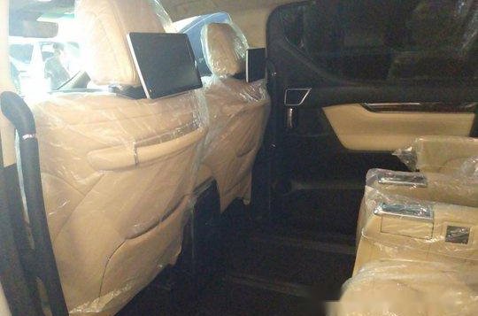 White Toyota Alphard 2020 for sale in Quezon City-7