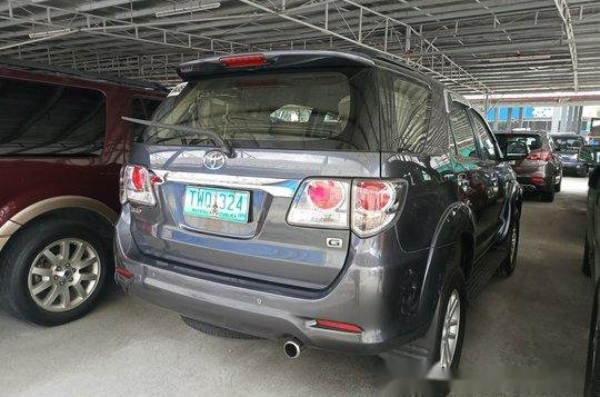 Grey Toyota Fortuner 2012 for sale in Las Pinas-3