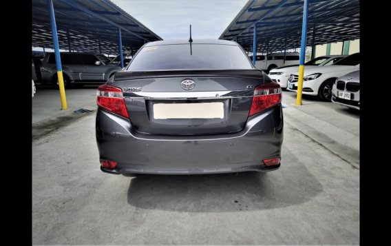 Selling Toyota Vios 2016 Sedan Automatic Gasoline at 51000 km -4