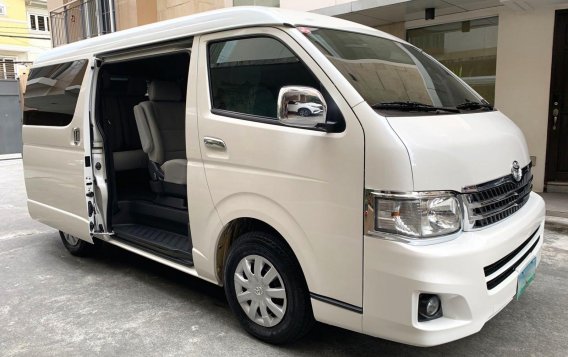 2012 Toyota Hiace for sale in Manila-5