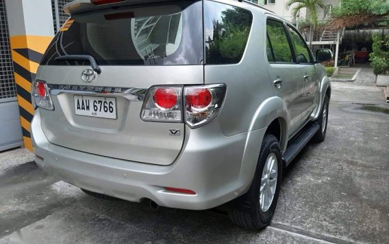 2014 Toyota Fortuner for sale in Quezon City-3