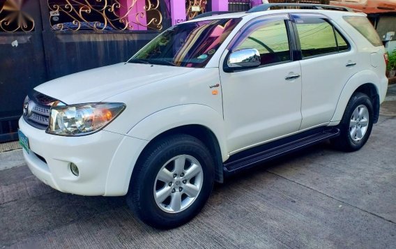 Toyota Fortuner 2009 for sale in Manila-1