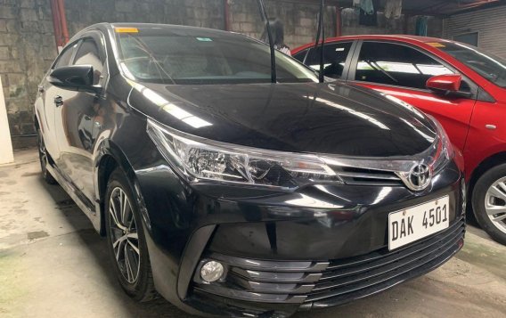 Selling Black Toyota Altis 2018 in Quezon City