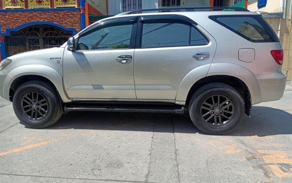 2006 Toyota Fortuner for sale in Las Pinas-1