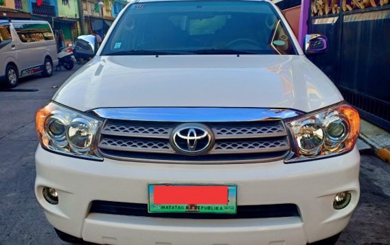 Toyota Fortuner 2009 for sale in Manila-4
