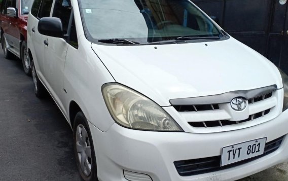 2010 Toyota Innova for sale in Quezon City-2