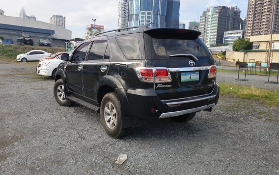 2nd-hand Toyota Fortuner 2006 for sale in Pasig-3