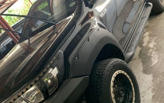 Sell Black 2016 Toyota Hilux in Quezon City-2
