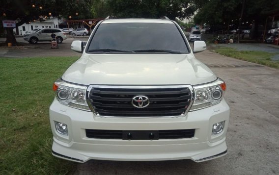 Toyota Land Cruiser 2013 for sale in Pasig 