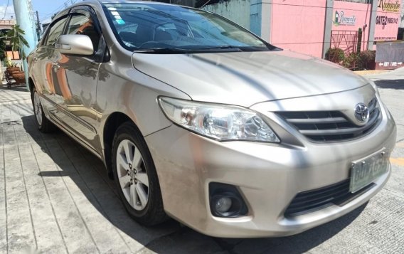 2013 Toyota Altis for sale in Las Piñas -2