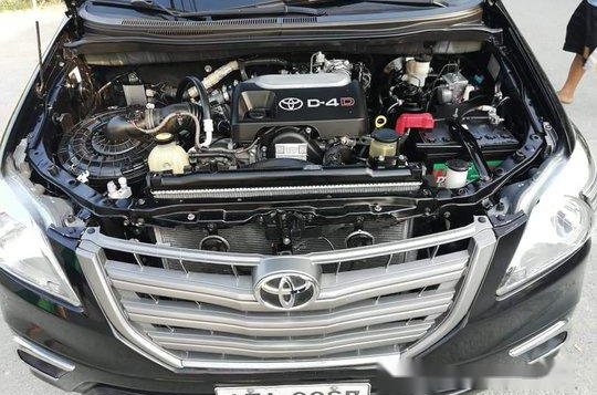 Black Toyota Innova 2015 for sale in Cebu -3