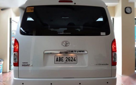 2015 Toyota Hiace for sale in Manila-3