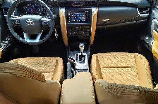 Black Toyota Fortuner 2016 at 13000 km for sale-8