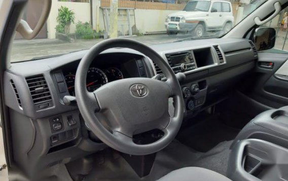 2015 Toyota Hiace for sale in Manila-7