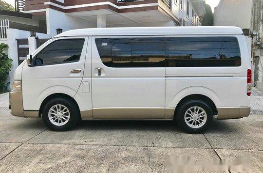 White Toyota Hiace 2016 for sale in Parañaque -2