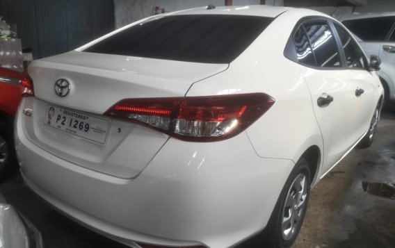 Selling Toyota Vios 2019 in Quezon City-2