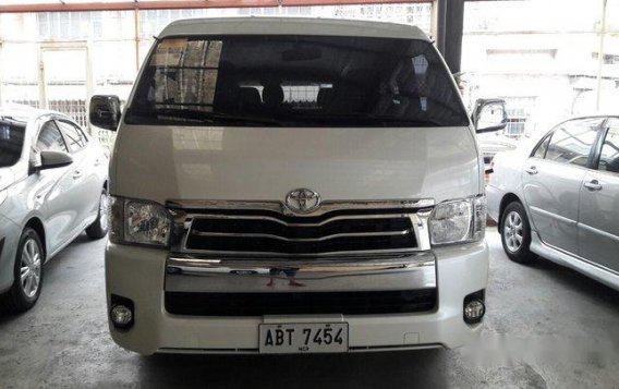 White Toyota Hiace 2016 at 38639 km for sale