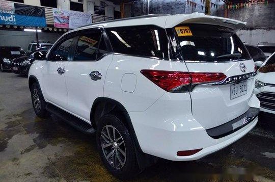 Selling White Toyota Fortuner 2017 Automatic Diesel -3